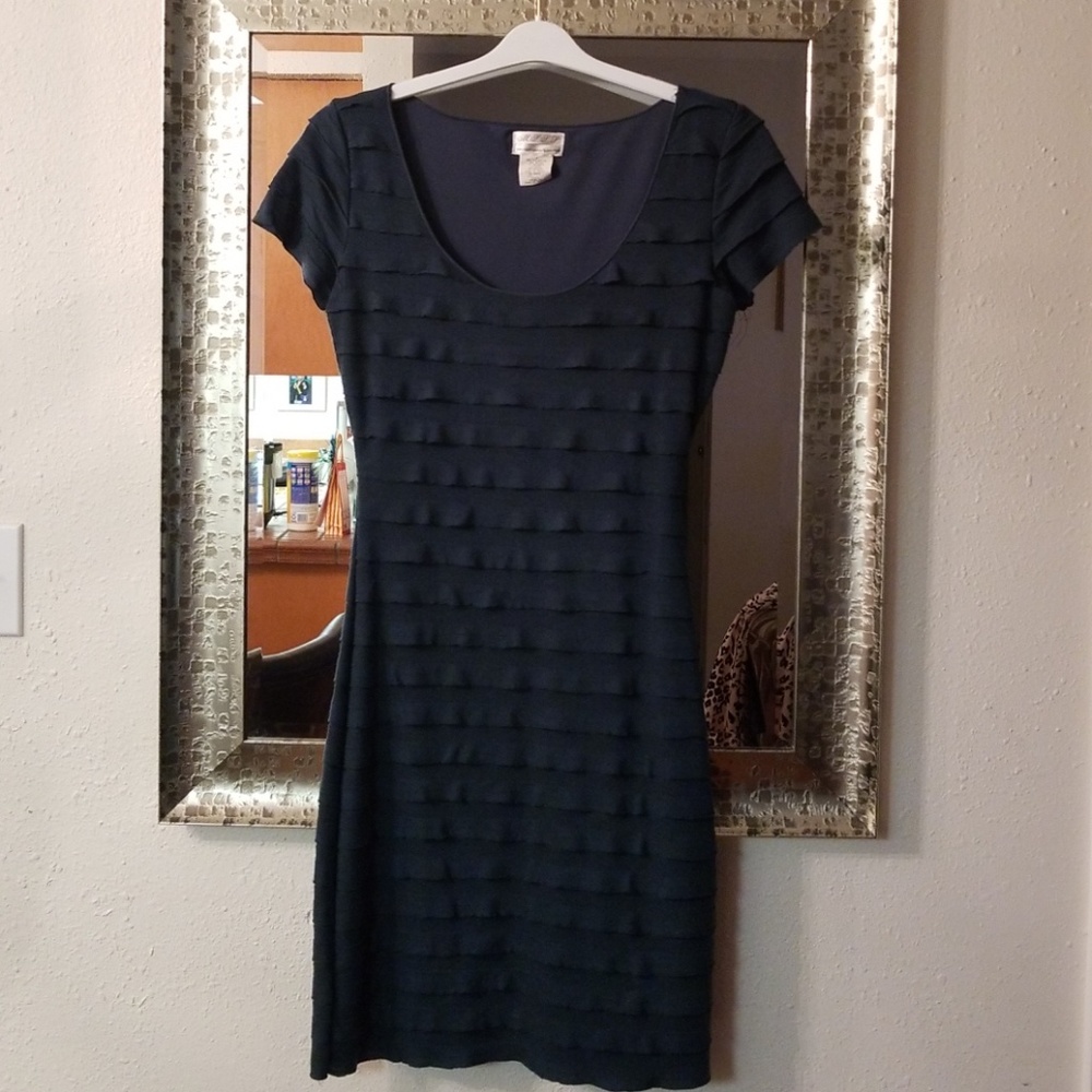 Max Studio specialty green rayon and spandex dress
